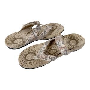 Vionic Womens Snake Skin Adjustable Strap Tan Brown Flip Flop Sandal Size 9 FLAW